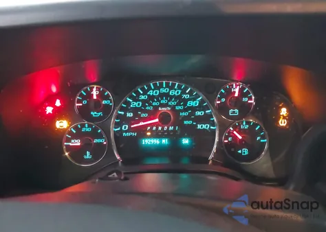 2019 Chevrolet Express 2500 Work Van z USA, uszkodzony, nr VIN 1GCWGBFPXK1163869